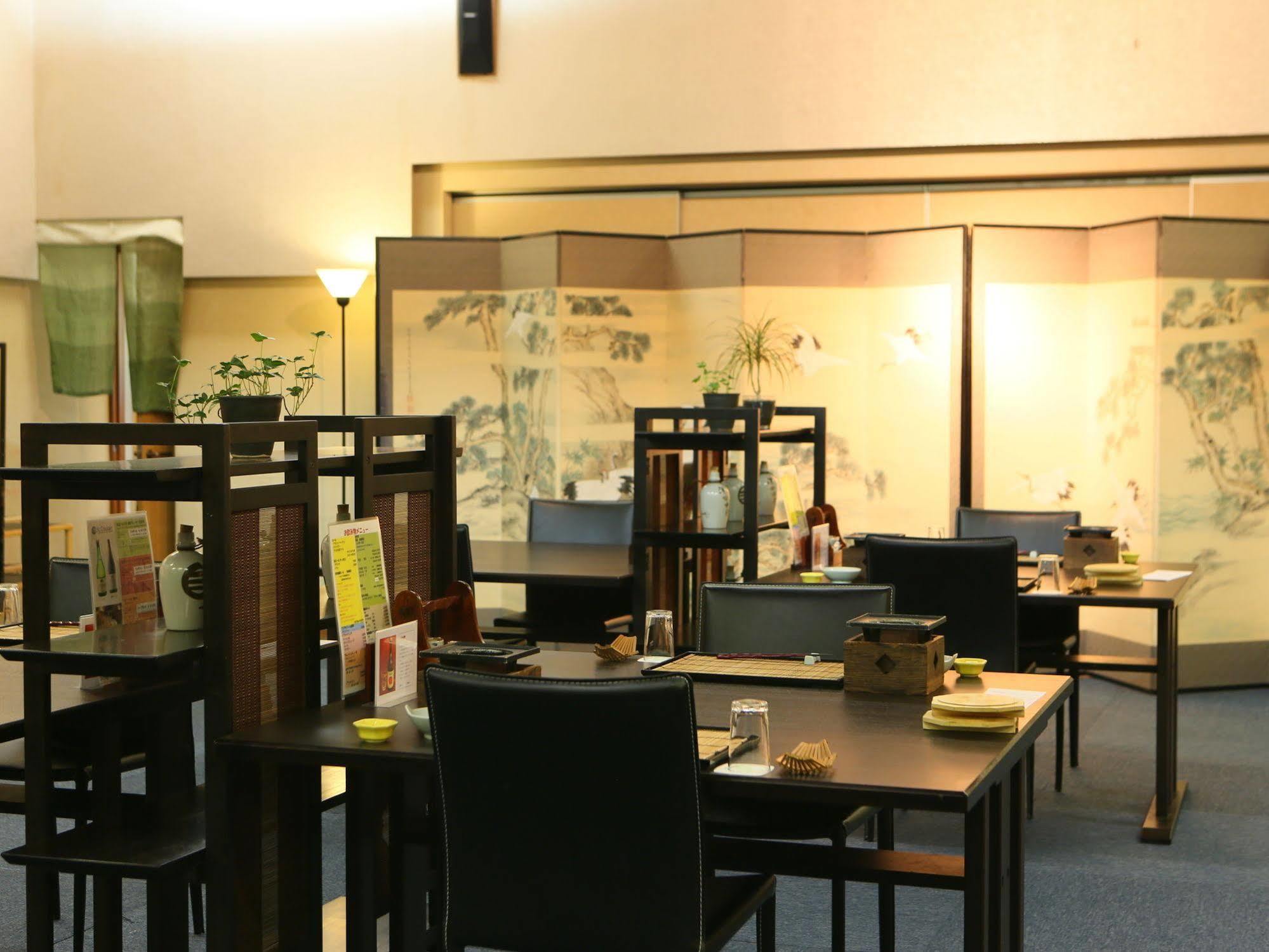 Yorozuya Annex Yurakuan Hotel Yamanouchi  Buitenkant foto